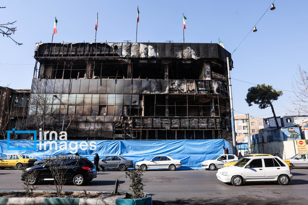 تصاویری از تخریب و آتش‌سوزی اموال شخصی و عمومی در تهران در ناآرامی‌های دی ماه 1404