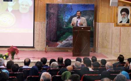 حماسه 29 اردیبهشت، خیزش عمومی برای آبادانی ایران بود