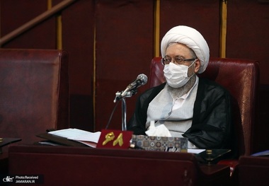 آملی‌لاریجانی: تحمل وضعیت معیشتی برای بسیاری از مردم و به‌ویژه دهک‌های پایین جامعه، بسیار مشکل شده/ دستگاه‌های مسئول برای مشکلات معیشتی مردم فکر عاجلی داشته باشند