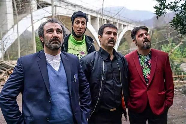 حمله تند مسعود فراستی به بهتاش سریال «پایتخت» و تعریف از نقی