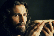 جیم کاویزل بار دیگر در نقش حضرت مسیح ظاهر می شود