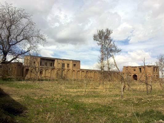 قلعه تاریخی روستای بدلبوی ارومیه مرمت می شود