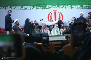 شصت و یکمین اجتماع پر شور مردم در میدان انقلاب