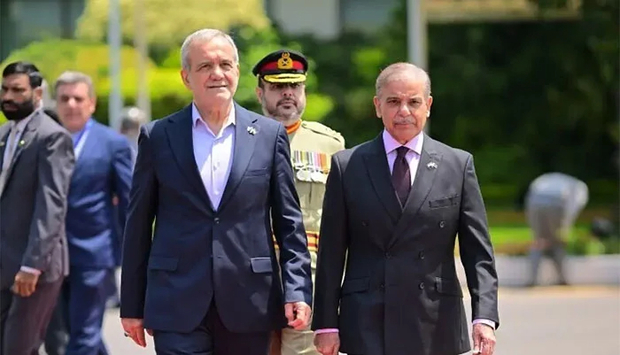  وزیراعظم شہباز شریف اور ایرانی صدر کا ٹیلیفونک رابطہ، بات چیت 50 منٹ تک جاری رہی