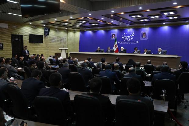 رئیس جمهور روحانی: حتی اگر آمریکا معافیت نفتی به برخی کشورها نمی داد، باز هم نفت صادر می کردیم