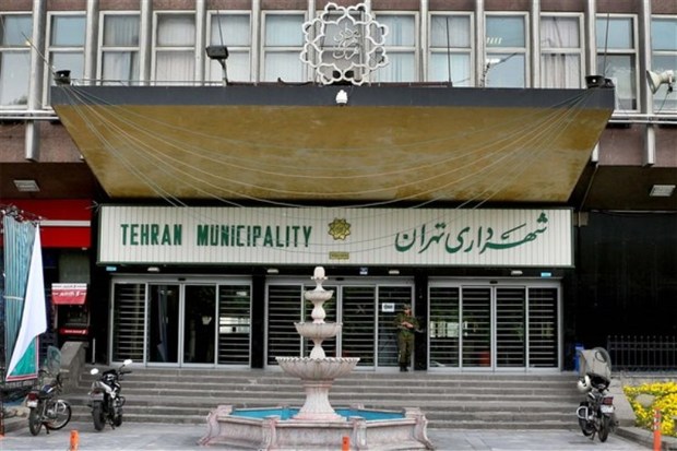 شهرداری تهران: پوستر «از حجاب تا آزادی» متعلق به ما نیست
