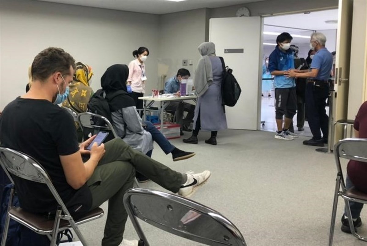 المپیک 2020 توکیو| وقتی ژاپنی ها هم پروتکل های بهداشتی را رعایت نمی کنند! / منفی شدن تست کرونای تیم رسانه‌ای ایران +عکس و ویدیو