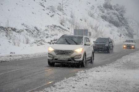 بارش برف و کولاک در هراز/ سفرهای نوروزی در محورهای شرق تهران 9 درصد افزایش داشته است