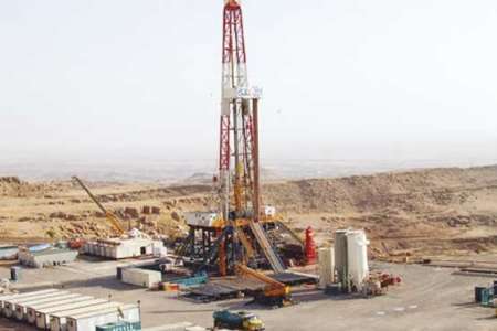 مرحله اول تولید برداشت طرح توسعه میدان نفتی آذر در استان ایلام آغاز شد