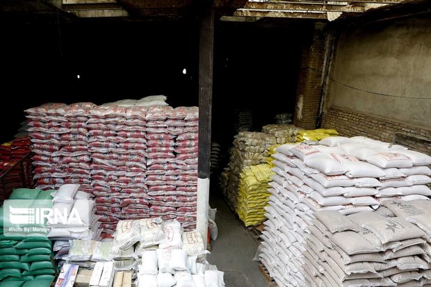 ۷۴ تُن برنج قاچاق در منوجان کرمان کشف شد