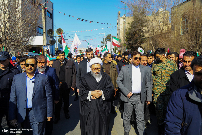 راهپیمایی باشکوه 22 بهمن در قم