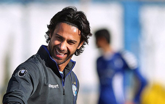 فرهاد مجیدی به استقلال بازمی گردد؟