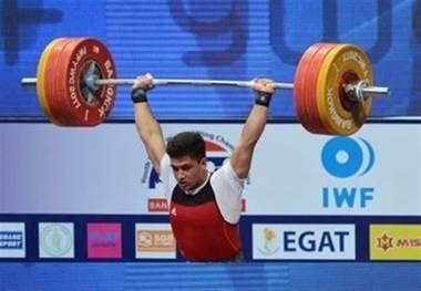 مقام نخست پشوتنی و قاسم زاده در هفته اول لیگ برتر وزنه‌برداری
