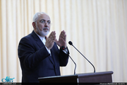  ظریف: ایران دکترای دور زدن تحریم دارد/به دنبال تقابل نیستیم، اما از خود دفاع می‌کنیم