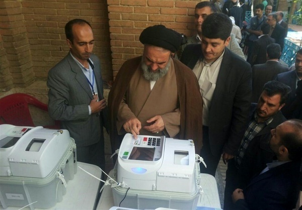 انتخابات ندای استقلال ملت ایران است