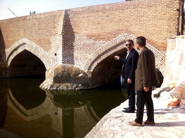 ضرورت مشارکت دستگاه‌های اجرایی در مرمت پل‌های تاریخی اردبیل
