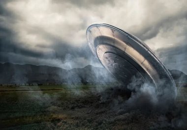 اولین سقوط بشقاب پرنده در ایتالیا رخ داد
