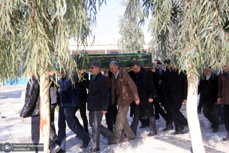 مراسم تشییع و خاکسپاری همشیره مرحوم آیت الله شهاب الدین اشراقی