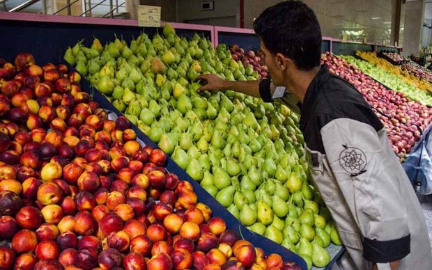 قیمت 12 محصول در میادین میوه و تره بار تهران کاهش یافت