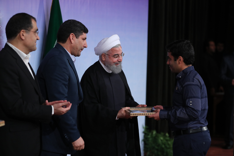 روحانی در آیین آغاز رسمی سال تحصیلی 
