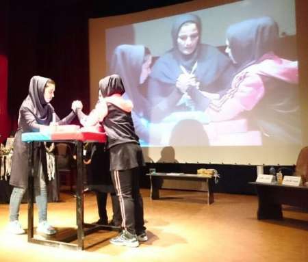بانوان گناوه قهرمان رقابت های مچ اندازی استان بوشهر شدند