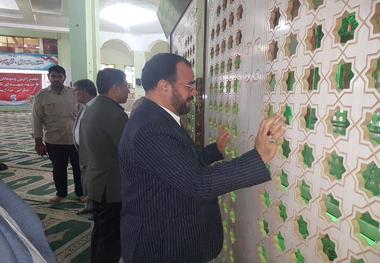 معاون پارلمانی رییس جمهوری به مقام شامخ شهدای گمنام شلمچه ادای احترام کرد