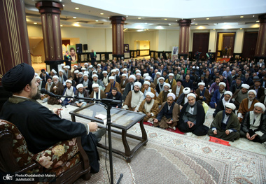 دیدار جمعی از مهاجرین افغانستانی با سید حسن خمینی 