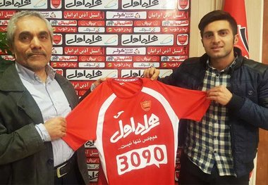 نریمان جهان رسما پرسپولیسی شد

