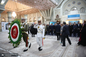 دیدار وزیر ارتباطات و معاونین با سید حسن خمینی