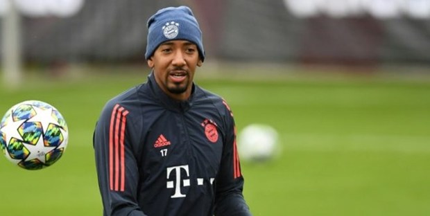 جریمه نقدی مدافع بایرن برای خروج از قرنطینه
