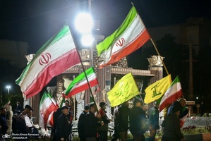 چهل و ششمین شب اجتماع پر شور مردم در میدان چهار باغ