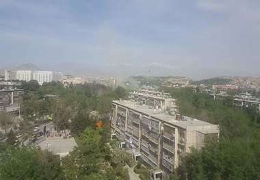 عکس/ دو انفجار در نزدیکی دفتر ریاست امنیت ملی افغانستان و سفارت آمریکا در کابل