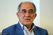 حسین علایی: ایران باید ابتکار درخواست مذاکره را از دست ترامپ می‌گرفت