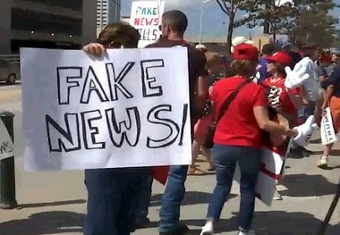 عکس/ تظاهرات علیه سی ان ان

