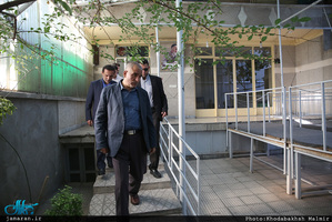 بازدید معاون وزیر مبارزه با مواد مخدر کشور افغانستان از بیت امام خمینی (س) در جماران