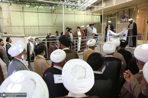 دیدار جمعی از طلاب حوزه علمیه نجف اشرف با سید حسن خمینی‎
