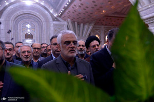 تجدید میثاق رئیس، اساتید و کارکنان دانشگاه آزاد اسلامی با آرمان های حضرت امام (س)
