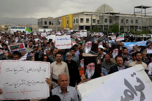 سمنانی ها در محکومیت اقدام خصمانه آمریکا راهپیمایی کردند