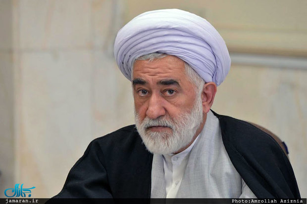 مراسم هفتم آیت الله هاشمی(ره) باید نماد وحدت همه نیروهای انقلاب باشد