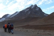 3 کوهنورد در قله زردکوه چهارمحال و بختیاری گم شدند
