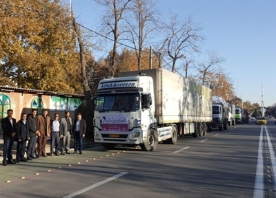 اعزام 18 دستگاه ناوگان حمل و نقلی حاوی کمک های مردمی آذربایجان غربی به مناطق زلزله زده کرمانشاه