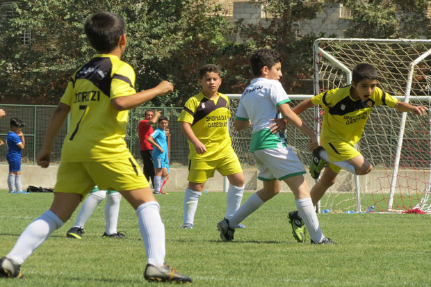 پایان پنجمین جشنواره ملی مدارس فوتبال پسران کشور در مشهد