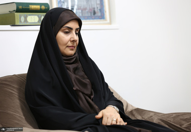 صادق در جمع خبرنگاران: هر نیم ساعت یک قطار رایگان خرمشهر-شلمچه با سرعت ۱۲۰ کیلومتر بر ساعت فعال است/ تعداد اتوبوس‌های مورد نیاز برای جابجایی مسافران و زائران کافی نیست