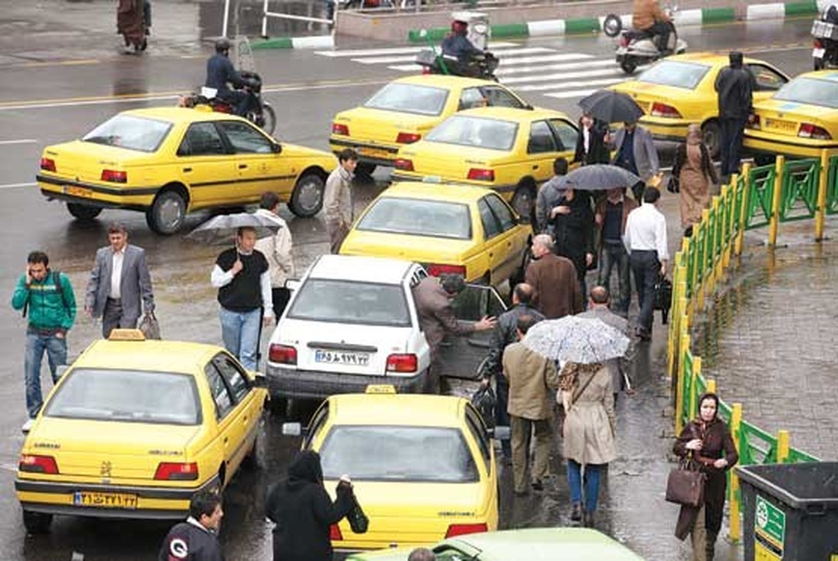 تاکسی‌ها خودسر افزایش قیمت دادند