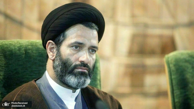 حسینی کیا، نماینده مجلس: امروز نیروهای مسلح جمهوری اسلامی ایران در اوج آمادگی به سر می‌برند/ اگر هدف از مناظره حسن روحانی و جلیلی روشنگری باشد، می‌تواند جنبه‌های مثبتی داشته باشد