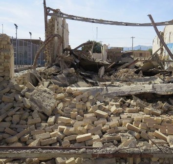 دانشگاه علوم پزشکی اراک ساخت سه خانه بهداشت در مناطق زلزله زده غرب کشور را برعهده گرفت