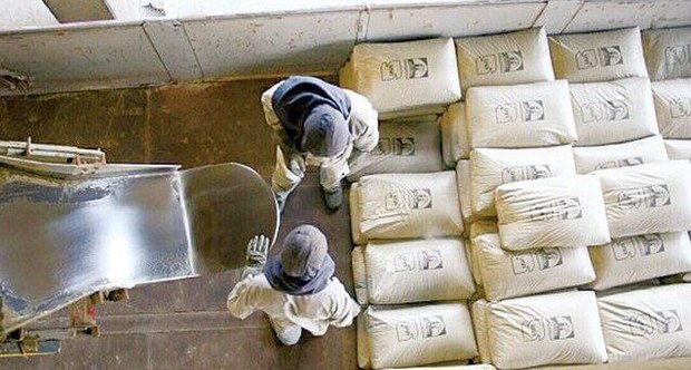 فشار خاموش صنعت سیمان بر دولت؛ از برق تا بازار