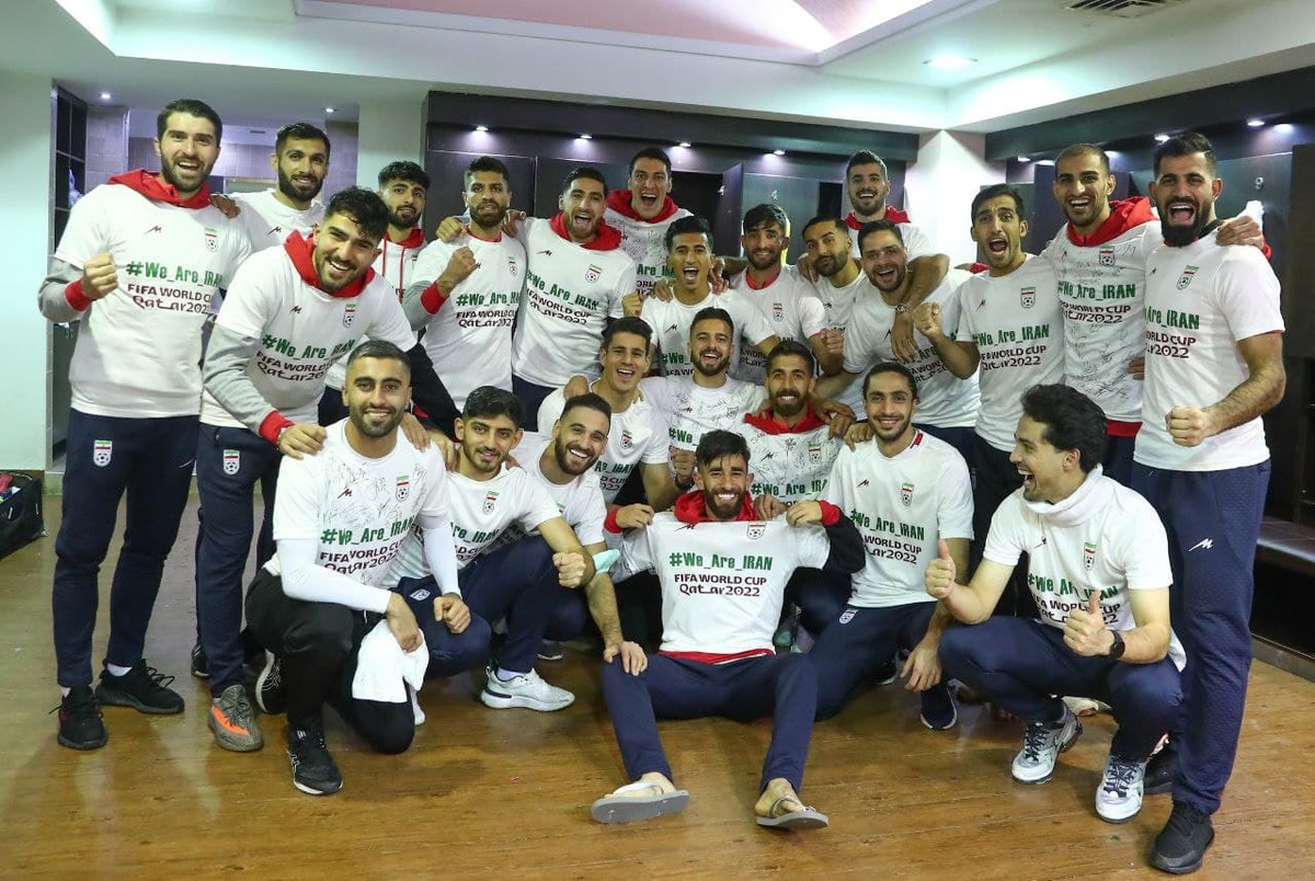خوشامدگویی قطری ها به ایران به بهانه صعود به جام جهانی + عکس