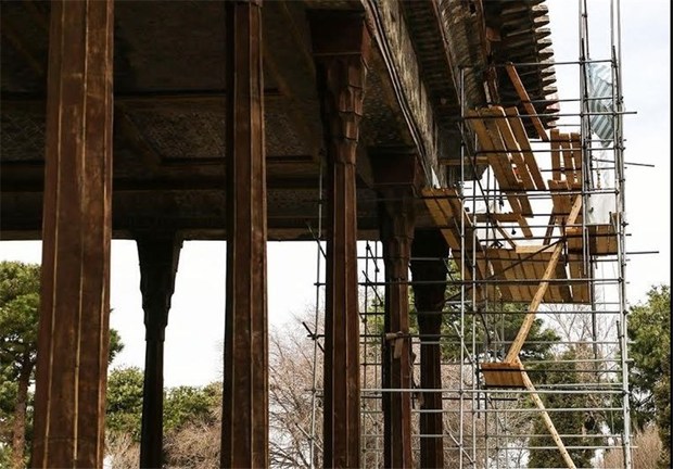 کارشناسان ژاپنی به کمک حفظ سازه‌های تاریخی چوبی اصفهان آمدند