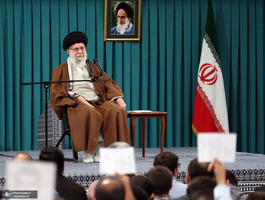 دیدار جمعی از خانواده‌های اعضای سپاه پاسدران با رهبر معظم انقلاب